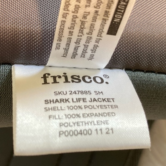 Shark Dog Life Jacket - Picture 7 of 7